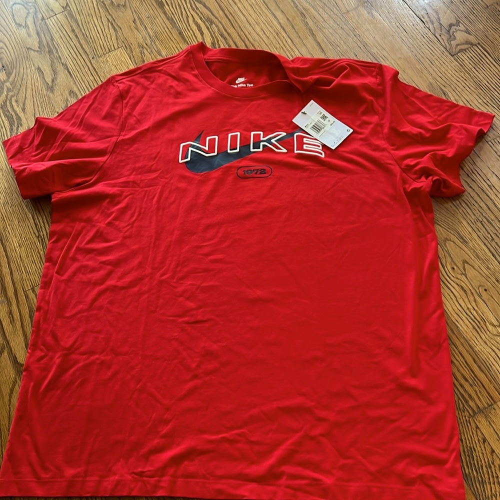 NWT NEW Nike Red/White/Blue SS Shirt with Navy Blue Swoosh